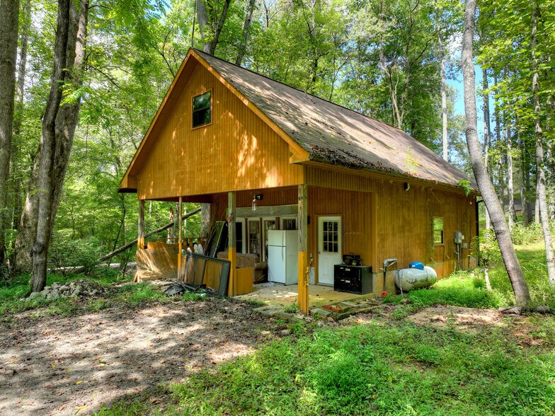 More Photos Of 77 Alpine Way, Blairsville Hotel For Sale