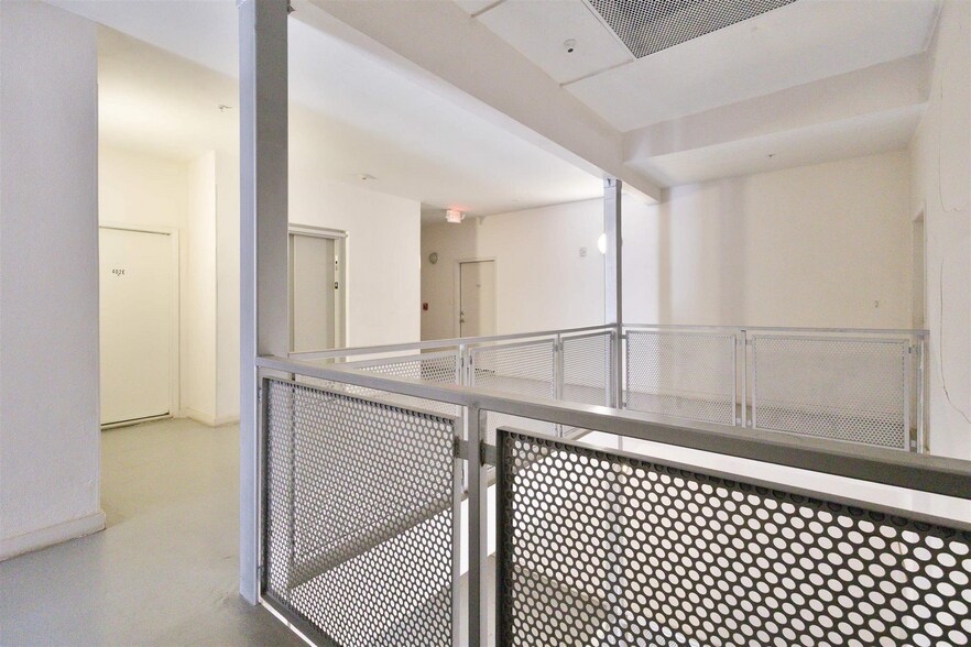 More Photos Of 502 Shiloh Dr, Laredo Apartments For Sale