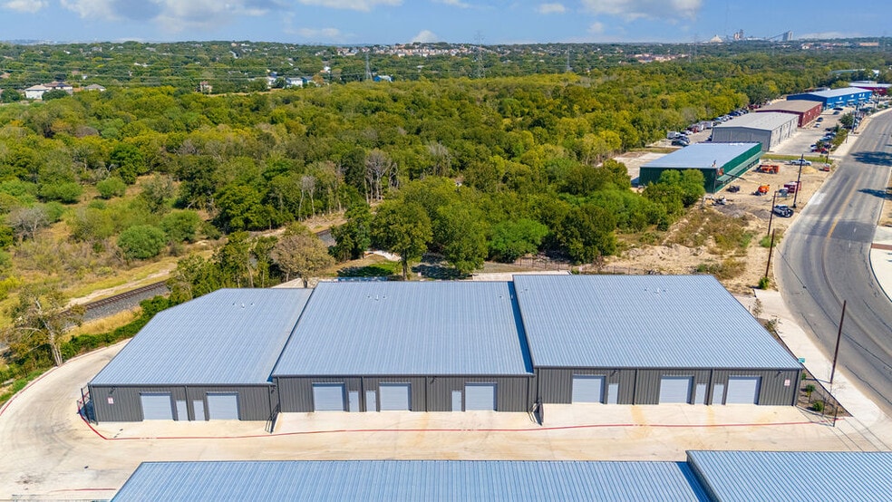More Photos Of 4503 N Stahl Park, San Antonio Unknown For Lease