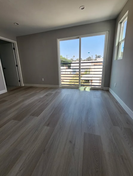 More Photos Of 2223 S Highland Ave, Los Angeles Apartments For Sale