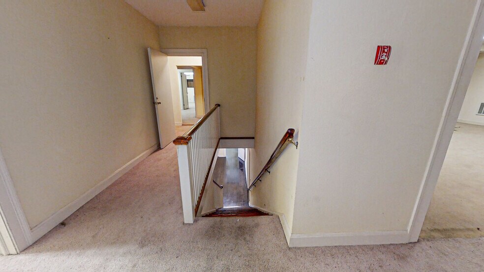 More Photos Of 1015 13th St, Columbus General Retail For Sale