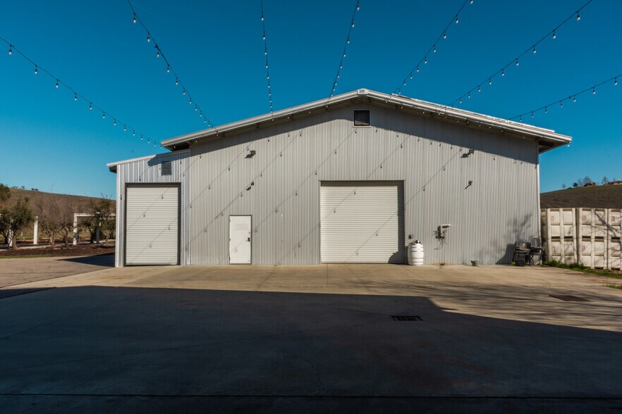 More Photos Of 1020 Penman Springs Rd, Paso Robles Winery Vineyard For Sale