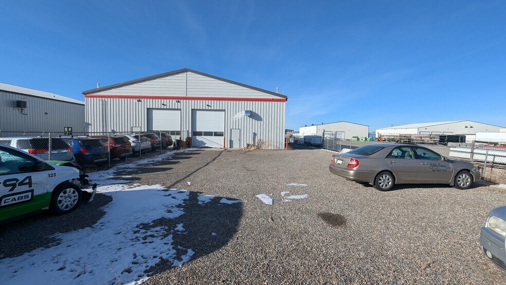 More Photos Of 1075 36 St N, Lethbridge Warehouse For Sale