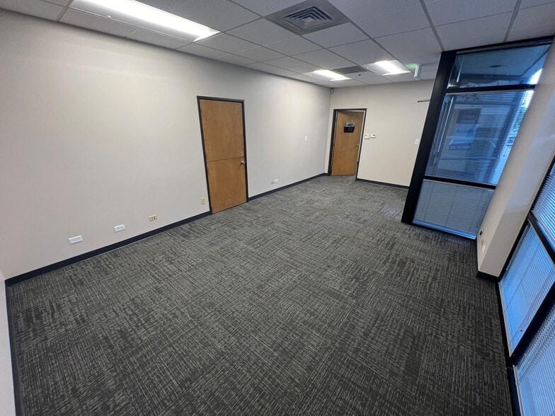 More Photos Of 4920 Fox St, Denver Unknown For Lease