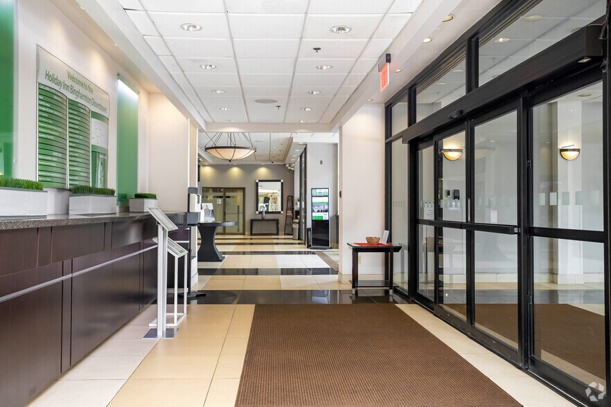 More Photos Of 2-8 Hawley St, Binghamton Hotel For Lease