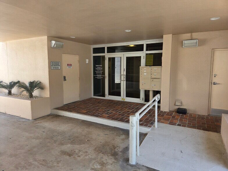 More Photos Of 3536 N Federal Hwy, Fort Lauderdale Medical For Lease