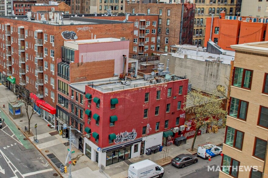 More Photos Of 209 7th Ave, New York Storefront Retail Residential For Sale