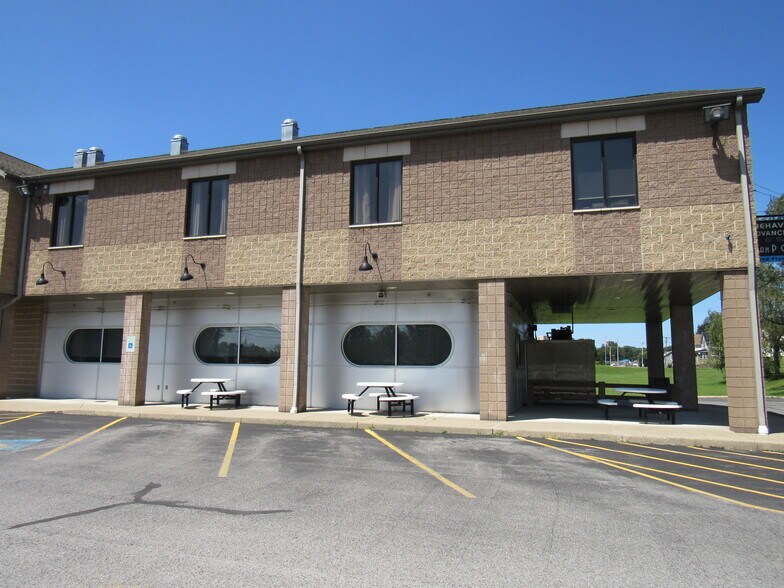 More Photos Of 150 W Dubois Ave, Dubois General Retail For Lease