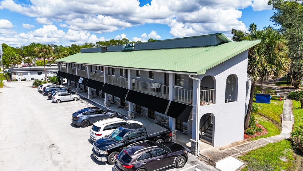 More Photos Of 101 Overlook Dr, Winter Haven Storefront Retail Residential For Sale