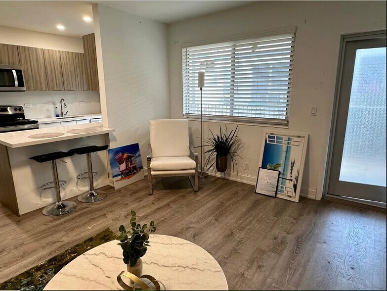 More Photos Of 11th St., Miami Beach Apartments For Sale