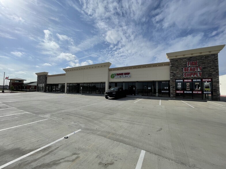 More Photos Of 23135 Morton Ranch, Katy Storefront For Lease