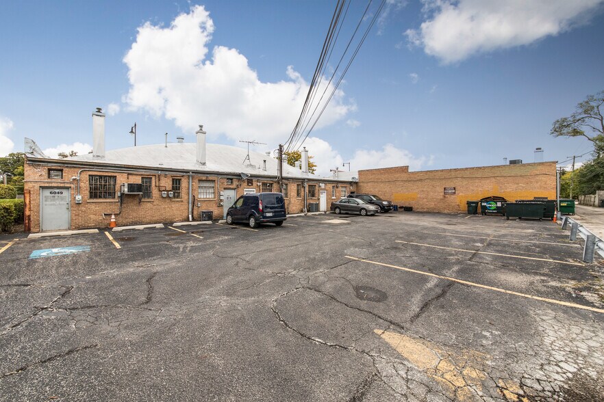 More Photos Of 6015-6049 Dempster St, Morton Grove Storefront Retail Office For Sale