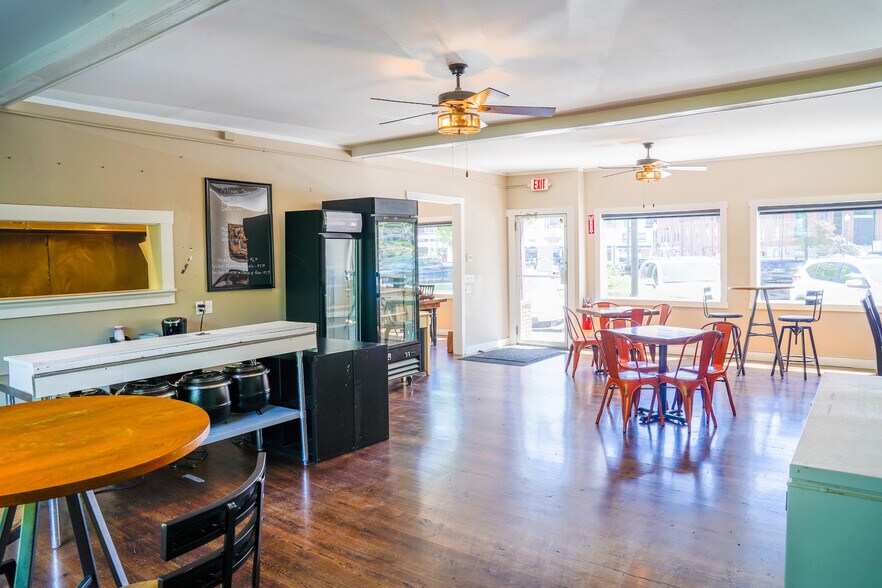 More Photos Of 123 Union Sq, Milford Restaurant For Sale