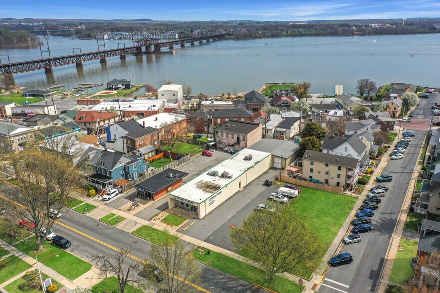 More Photos Of 311 N Union Ave, Havre De Grace Freestanding For Sale