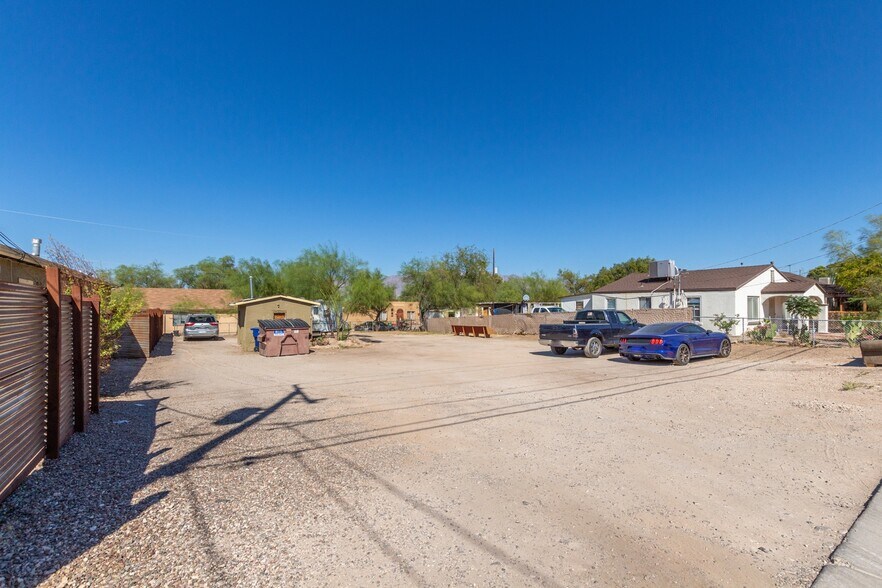 More Photos Of 2602 N Balboa Ave, Tucson Apartments For Sale