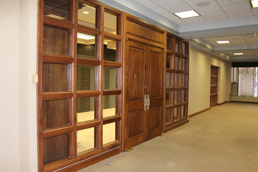 More Photos Of 110 S Main St, Wichita Office Residential For Sale