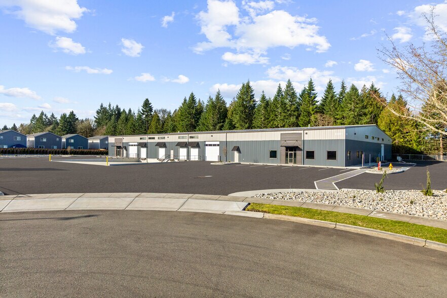 More Photos Of 8991 Select Ct SE, Tumwater Warehouse For Lease