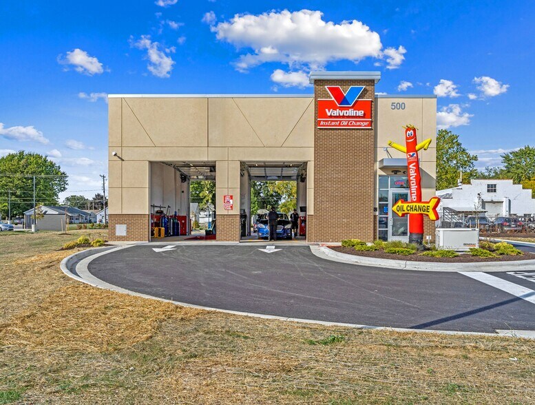 More Photos Of 500 Trenton Ave, Findlay Auto Repair For Sale
