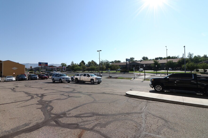 More Photos Of 715 Horizon Dr, Grand Junction Medical For Sale