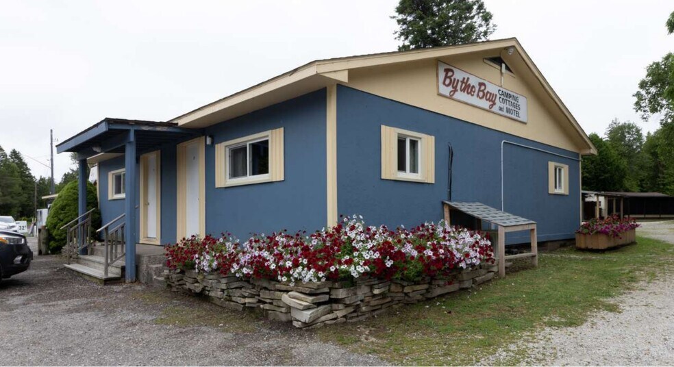 More Photos Of 817 Pike Bay Rd, Northern Bruce Peninsula Trailer Camper Park For Sale