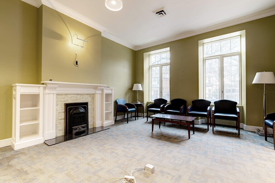 More Photos Of 15 Bold St, Hamilton Office Residential For Sale