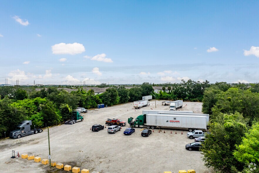 More Photos Of 4703 12th Ave S, Tampa Land For Lease