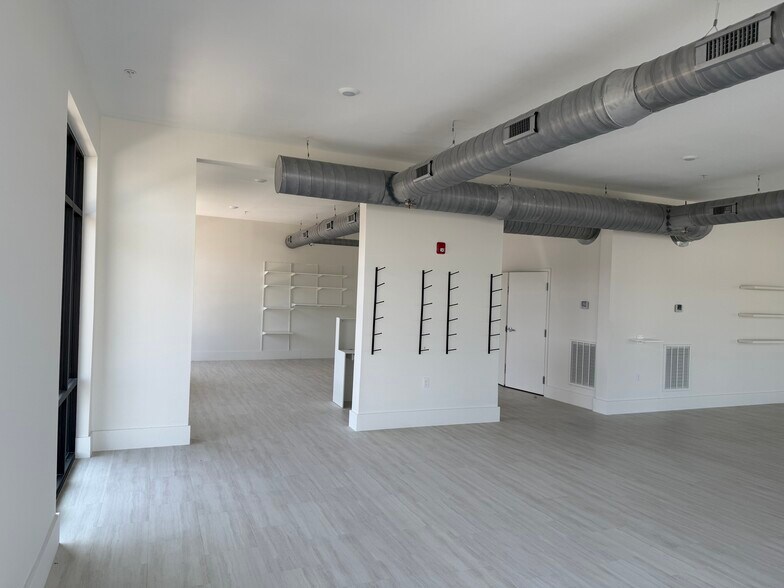 More Photos Of 601 W 24th St, Norfolk Apartments For Lease