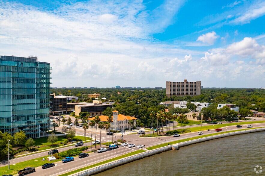 More Photos Of 2905 Bayshore Blvd, Tampa Office For Lease