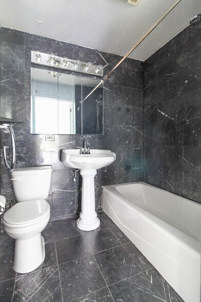 More Photos Of 114 E 37th St, New York Apartments For Sale