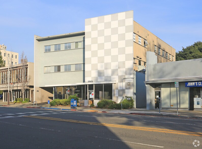 Primary Photo Of 2915 Telegraph Ave, Berkeley Medical For Lease