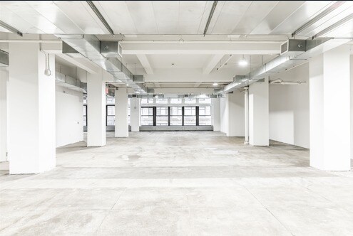 More Photos Of 330 Seventh Ave, New York Office For Lease