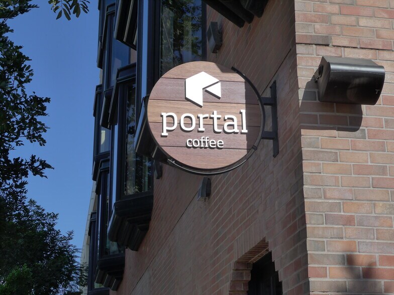 More Photos Of 1495 Pacific Hwy, San Diego Office For Lease