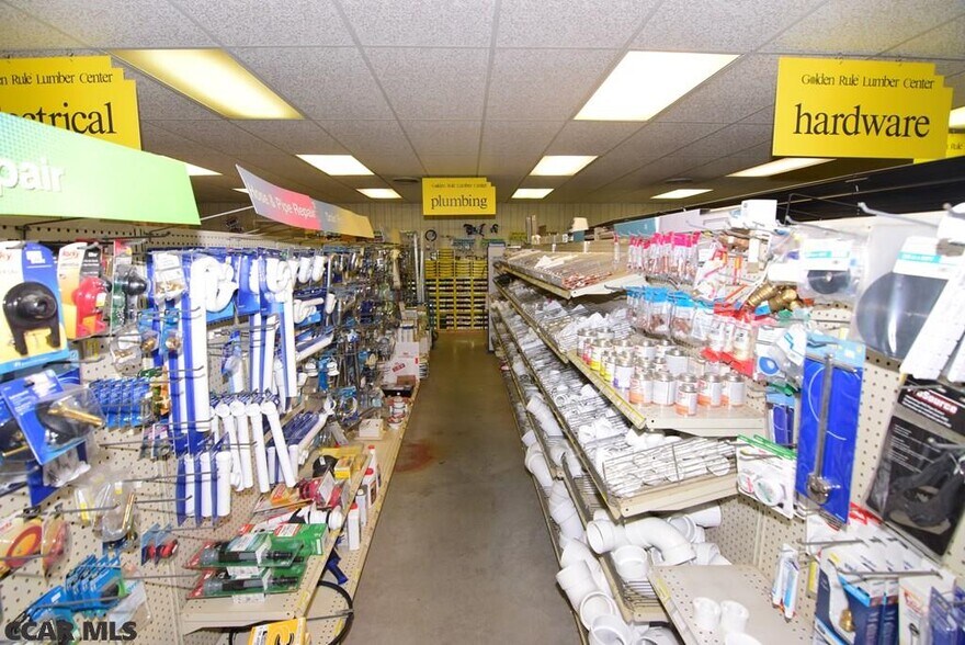 More Photos Of 518 Water St, Orbisonia Storefront For Sale