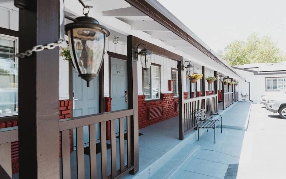 More Photos Of 3548 Spring St, Paso Robles Hotel For Sale