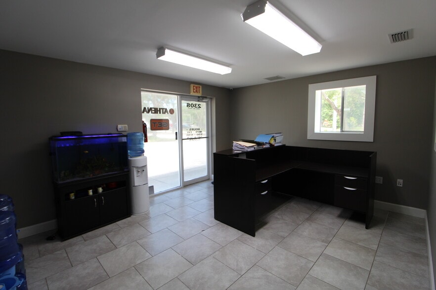 More Photos Of 2308 58th Ave E, Sarasota Warehouse For Sale