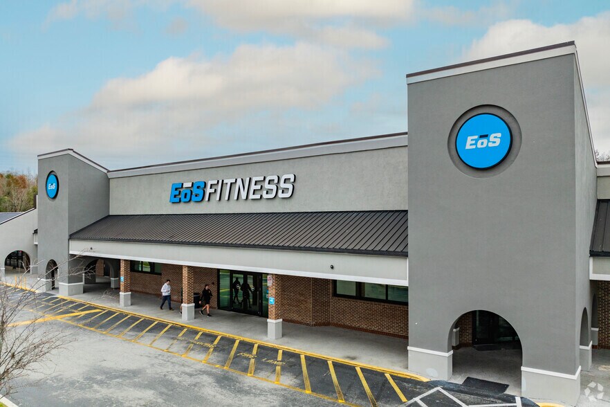 More Photos Of 5320 Ehrlich Rd, Tampa Freestanding For Lease