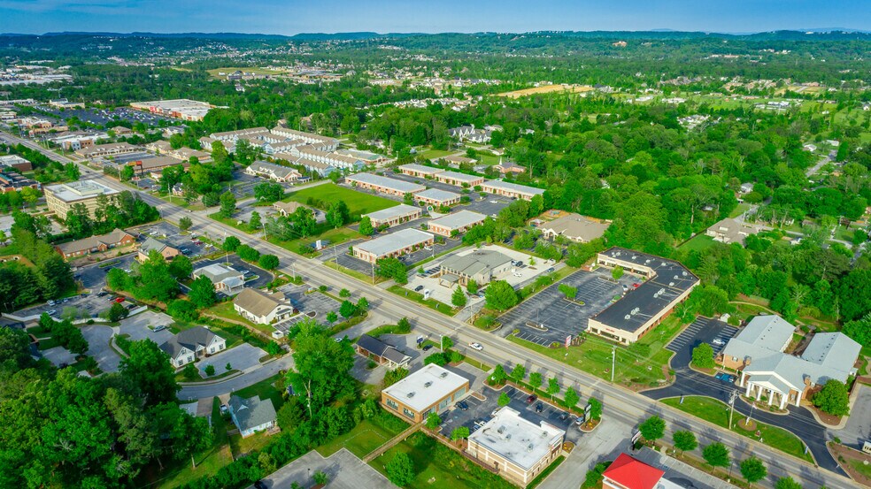 More Photos Of 1525 Gunbarrel, Chattanooga Medical For Lease