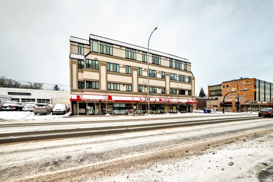 More Photos Of 1015 Centre St NW, Calgary Storefront Retail Residential For Sale