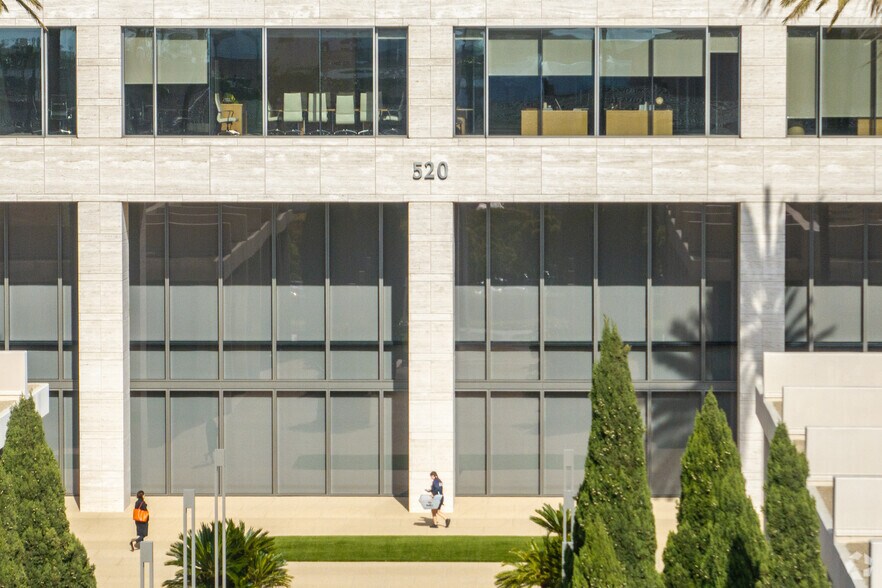 More Photos Of 520 Newport Center Dr, Newport Beach Office For Lease