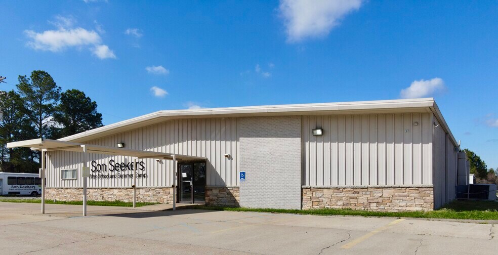 Primary Photo Of 5002 Highway 80 E, Pearl Freestanding For Sale