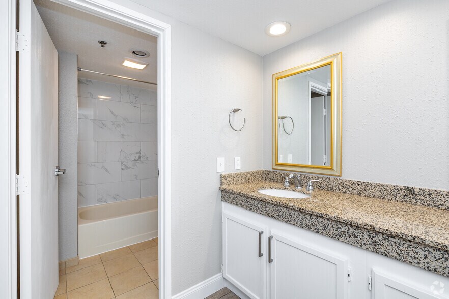 More Photos Of 2886 S Circle Dr, Colorado Springs Apartments For Lease