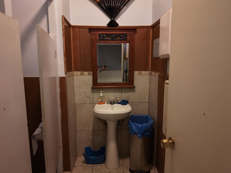 More Photos Of 1327 E Mauretania St, Wilmington Religious Facility For Sale