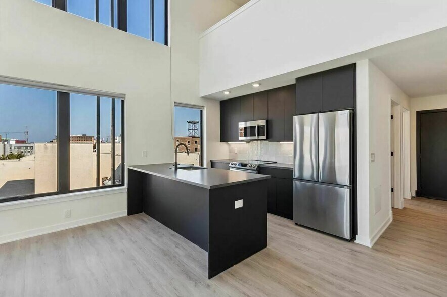 More Photos Of 500 N 13th St, Philadelphia Multifamily For Sale