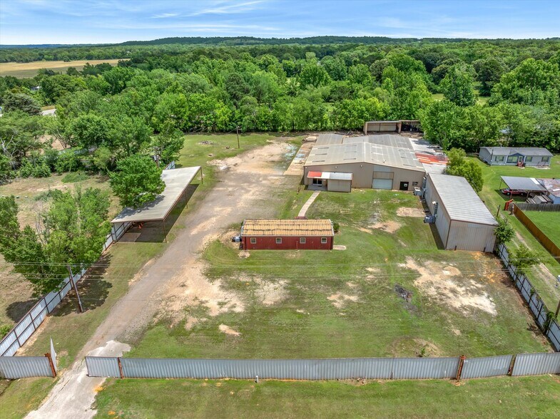 More Photos Of 7439 FM 314, Ben Wheeler Industrial For Sale