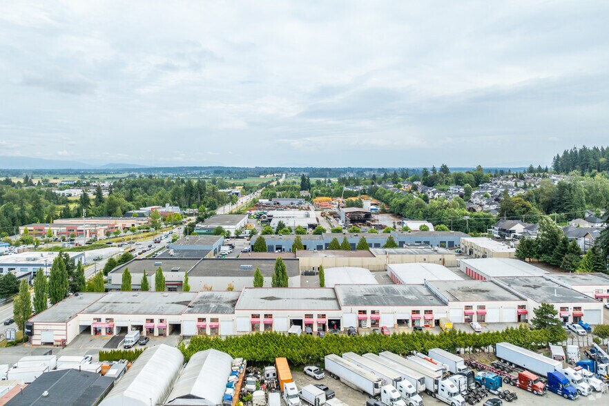 More Photos Of 14722 64 Ave, Surrey Warehouse For Lease