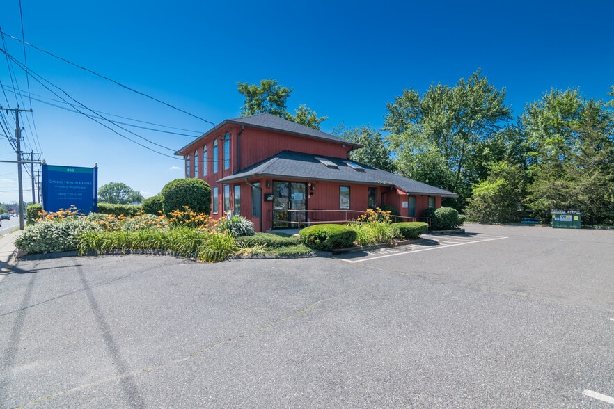 More Photos Of 860 Boston Rd, Springfield Medical For Sale