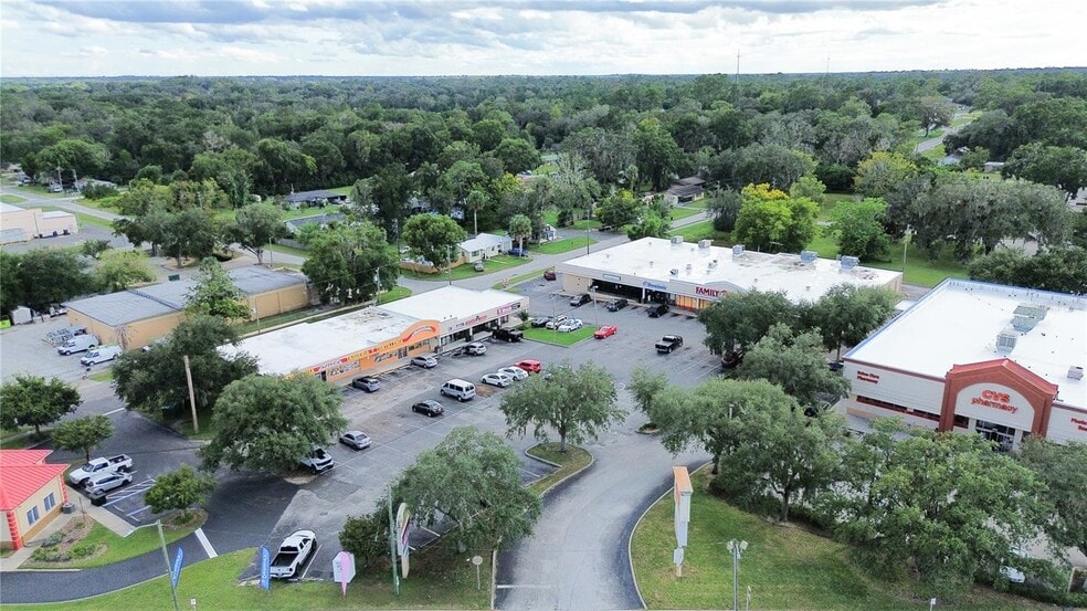 More Photos Of 5810-5840 SE Abshier Blvd, Belleview Storefront For Sale