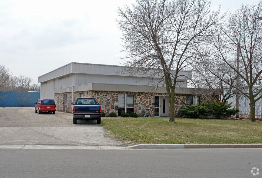 Primary Photo Of 2305 W Camden Rd, Glendale Industrial For Lease
