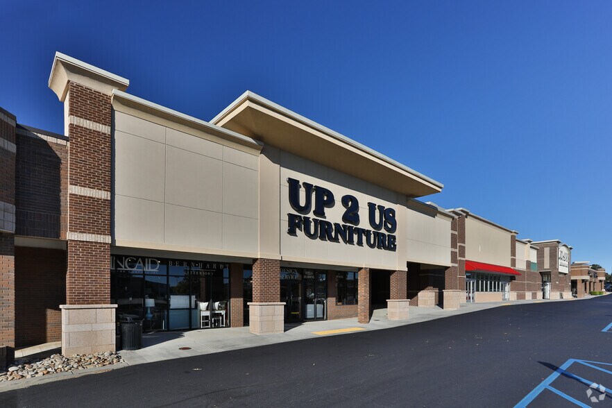 More Photos Of 828-850 Woods Crossing Rd, Greenville Unknown For Lease