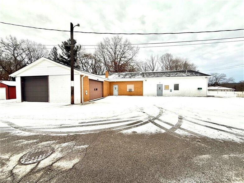More Photos Of 2411 Adella St, New Castle Flex For Sale